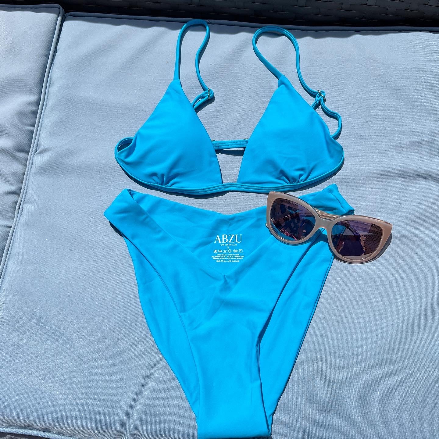 seamless aquamarine bathing suit bikini bottom with a v front and full coverage.